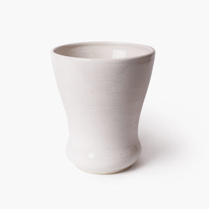 Curved flower vase | White
